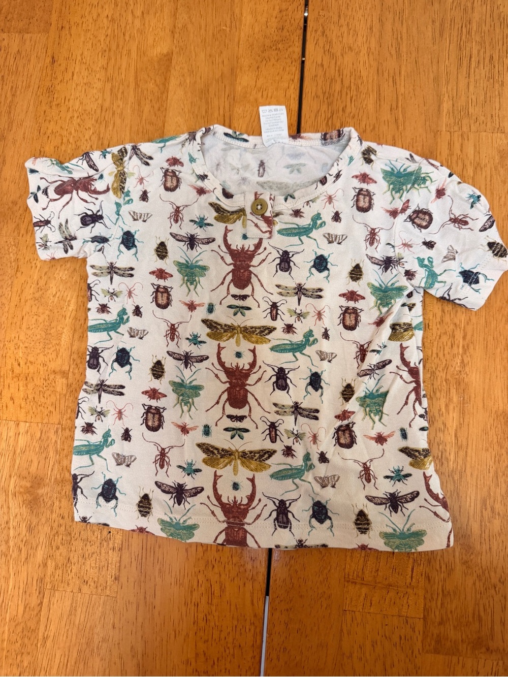 Kate Quinn Short Sleeve Bug Print Tee - woods